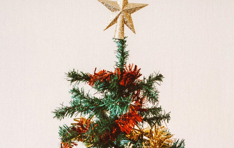 The Benefits of Artificial Christmas Trees for Families with Children in Daycare